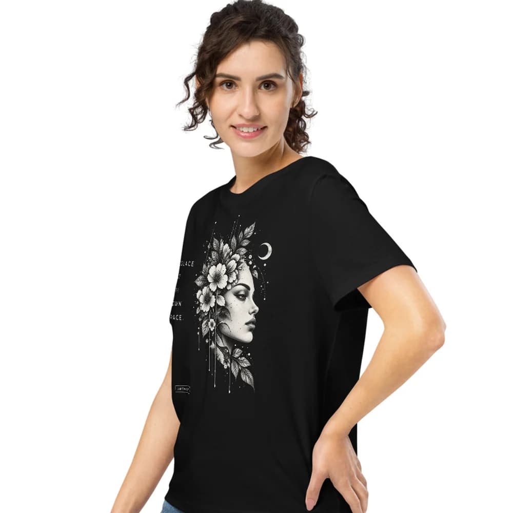 SOLACE Women's Tee - Black